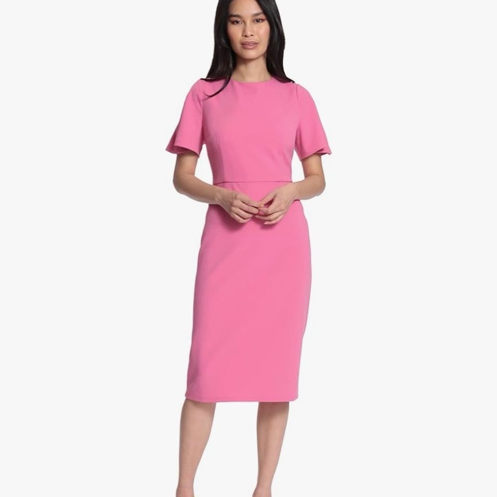 Elegant Pink Maggy London
Flutter Sleeve Midi
Sheath Dress